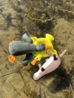Rukka Pets Otter Floating Toy